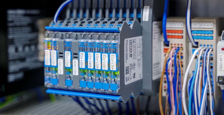 : Intelligent current monitoring with the LOCC-Box - Friedrich Lütze GmbH